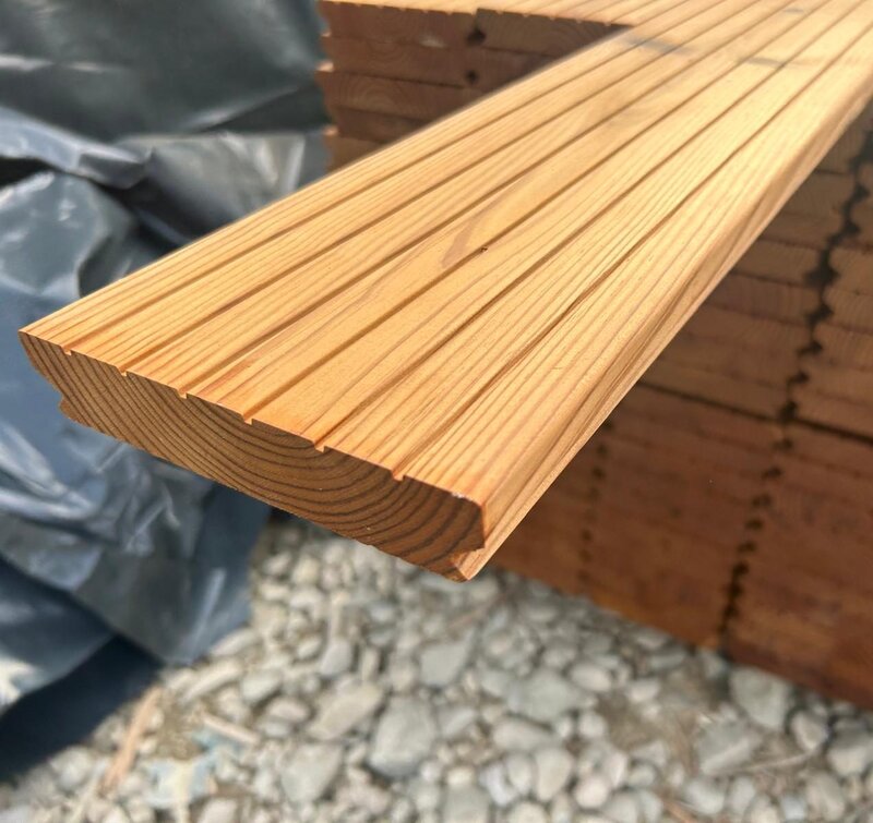 Deck Termotratat – Pin Nordic – 26x140x4000mm