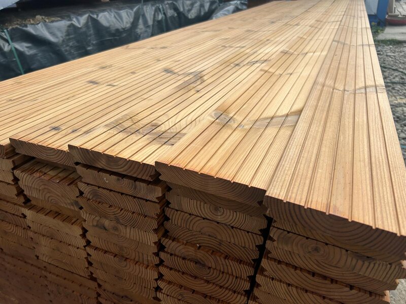 Deck Termotratat – Pin Nordic – 26x140x4000mm